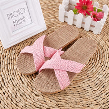 Charger l'image dans la galerie, PANTOUFLES COORDONNANTES POUR FEMMES 🚺