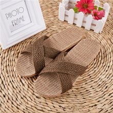 Charger l'image dans la galerie, PANTOUFLES COORDONNANTES POUR FEMMES 🚺