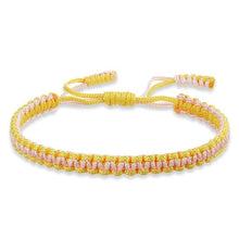 Charger l'image dans la galerie, AMULETTE DE BOUDDHA TIBETAIN TISSÉ - BOSSOUASHOP