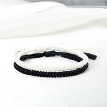 Charger l'image dans la galerie, AMULETTE DE BOUDDHA TIBETAIN TISSÉ - BOSSOUASHOP