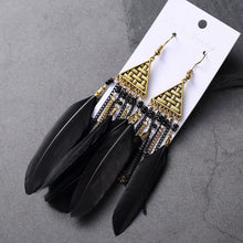 Charger l'image dans la galerie, BOUCLES D'OREILLES BOHEMIENNES EN PLUMES - BOSSOUASHOP