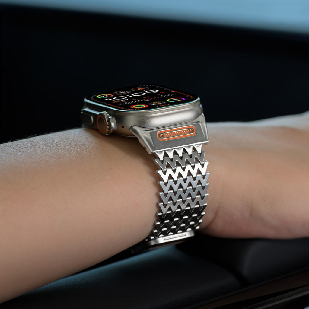 Bracelet métallique magnétique compatible Apple Watch, trois coloris