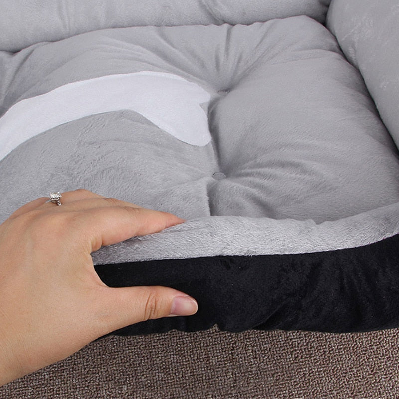 LIT EN PELUCHE IMPERMÉABLE POUR ANIMAUX DE COMPAGNIE
