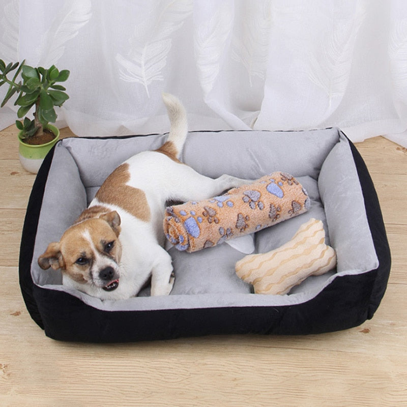 LIT EN PELUCHE IMPERMÉABLE POUR ANIMAUX DE COMPAGNIE