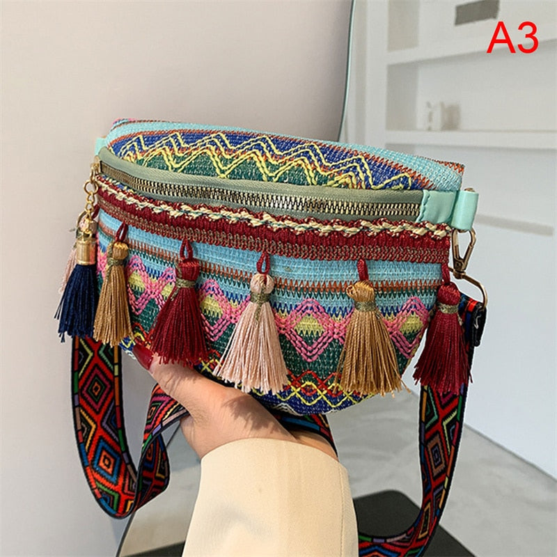WOMEN'S WOVEN MESSENGER BAG