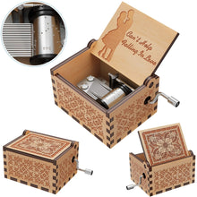 Charger l&#39;image dans la galerie, BOÎTE À MUSIQUE À MANIVELLE EN BOIS.
