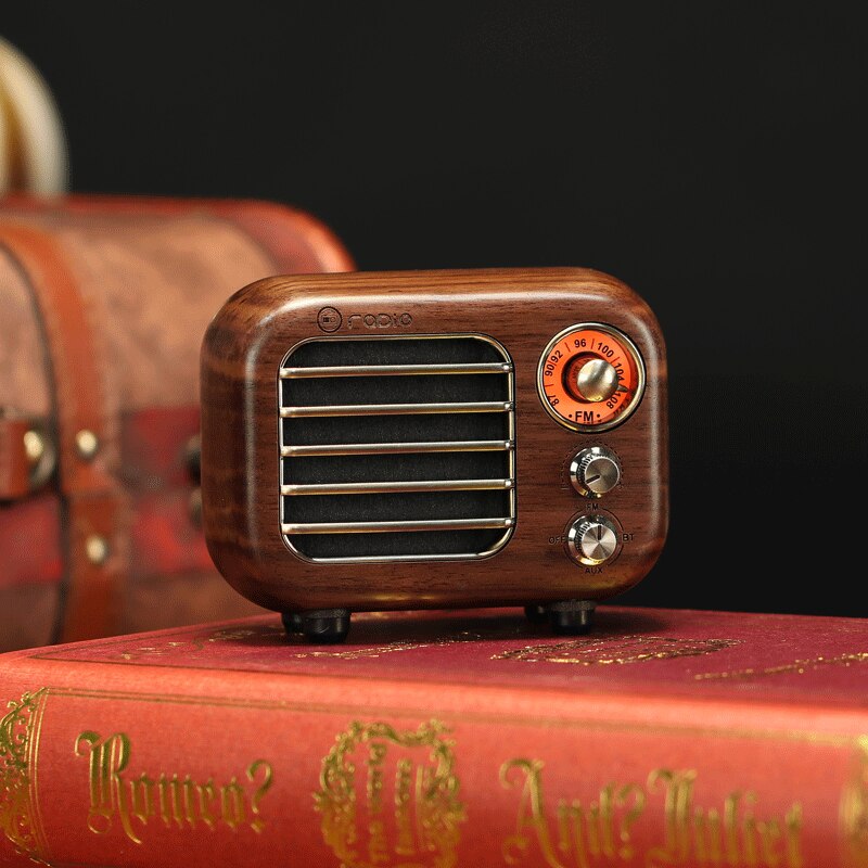 R919 RETRO RADIO RECEIVER 