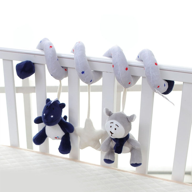 HOCHET EN PELUCHE À SUSPENDRE EN SPIRALE