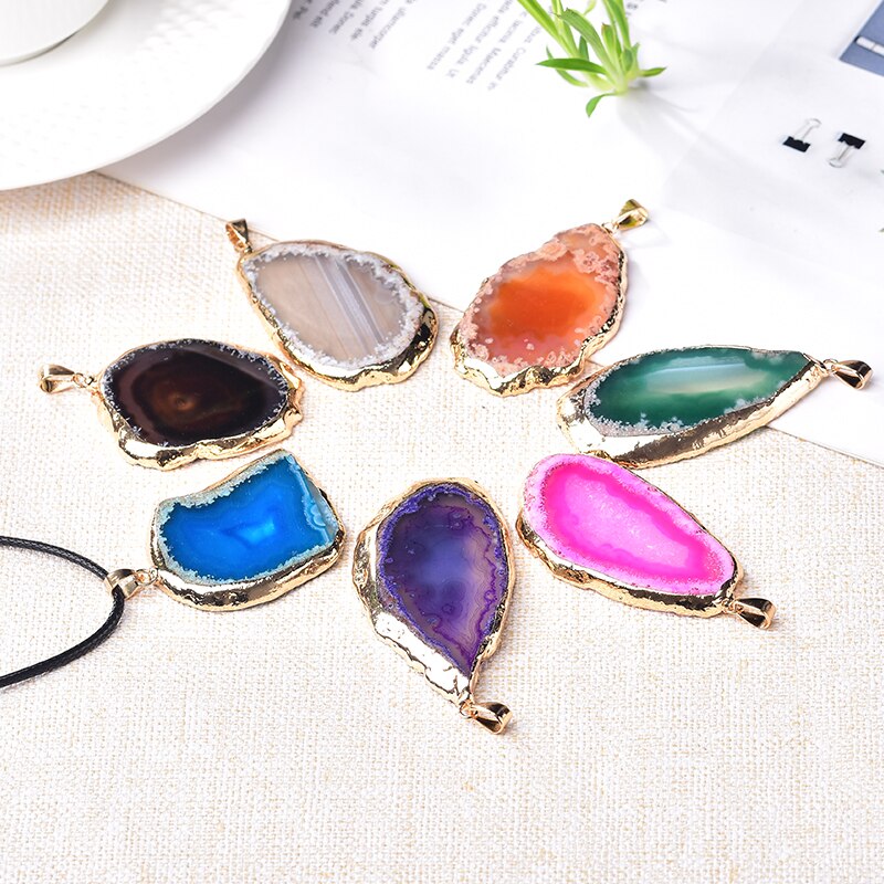 PENDENTIFS EN AGATE DE CRISTAL NATUREL - BOSSOUASHOP