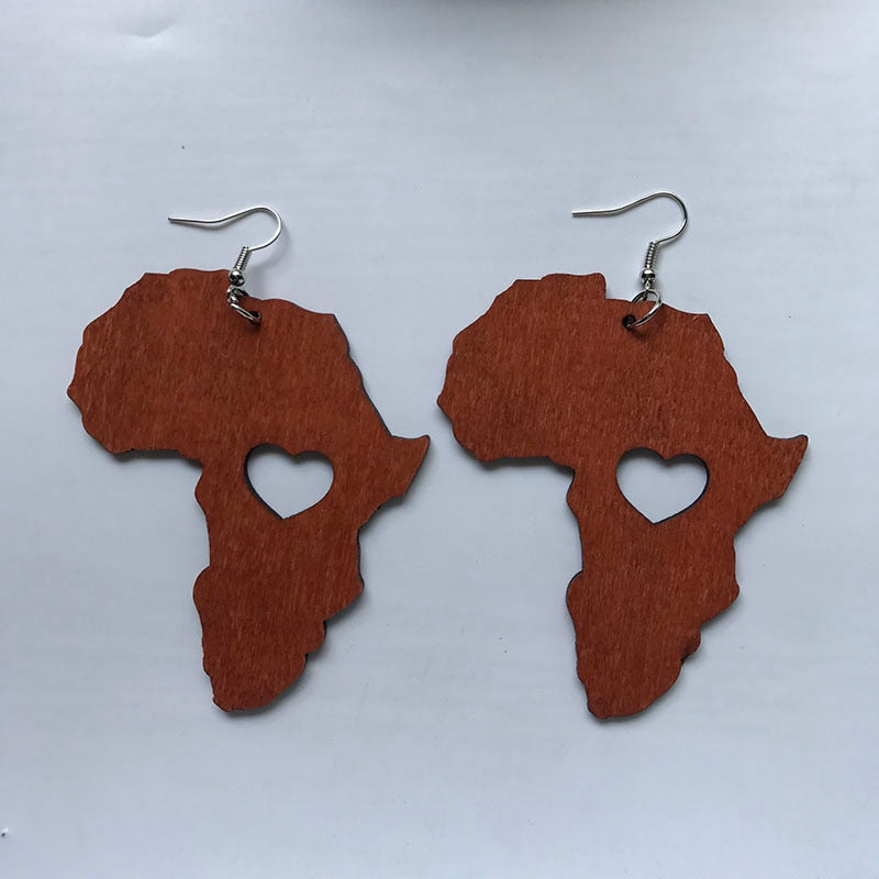 HEART-SHAPED WOODEN EARRINGS 
