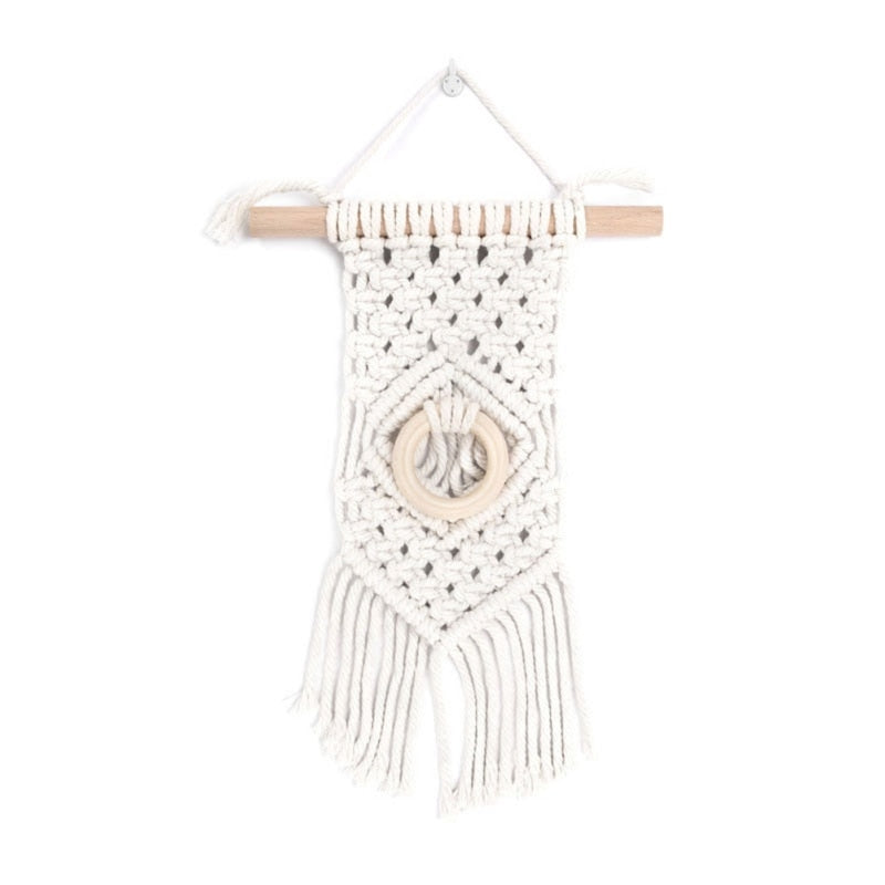 TAPISSERIE MURALE SUSPENDUE EN MACRAMÉ. STYLE BOHO. FAIT A LA MAIN