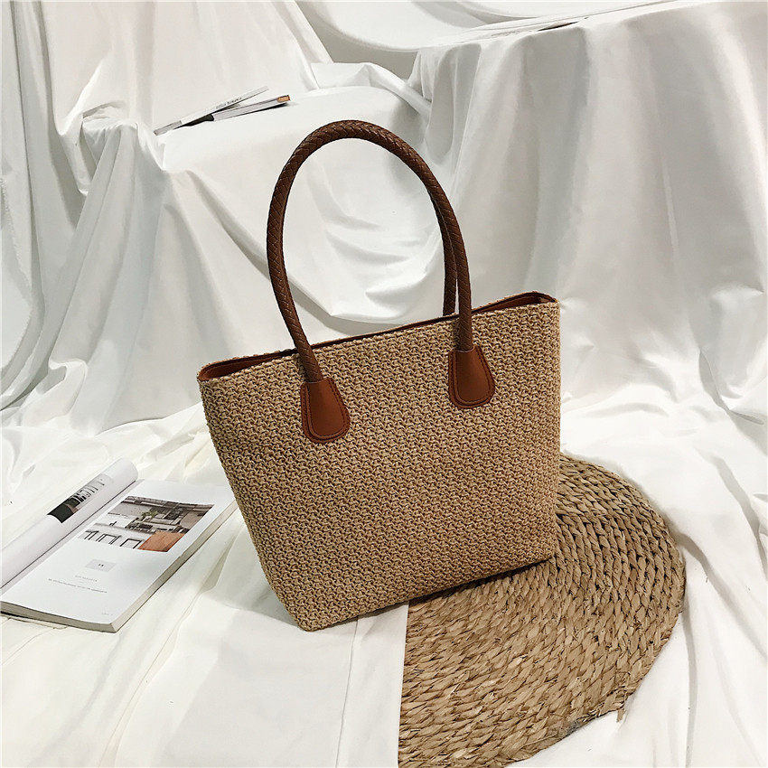 SAC À MAIN TISSÉ EN ROTIN