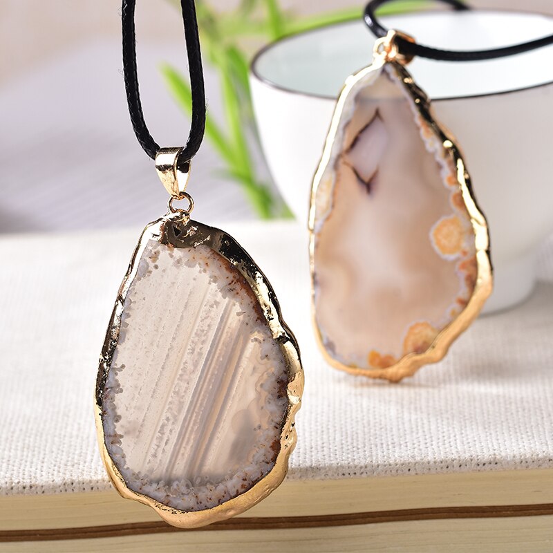 PENDENTIFS EN AGATE DE CRISTAL NATUREL - BOSSOUASHOP