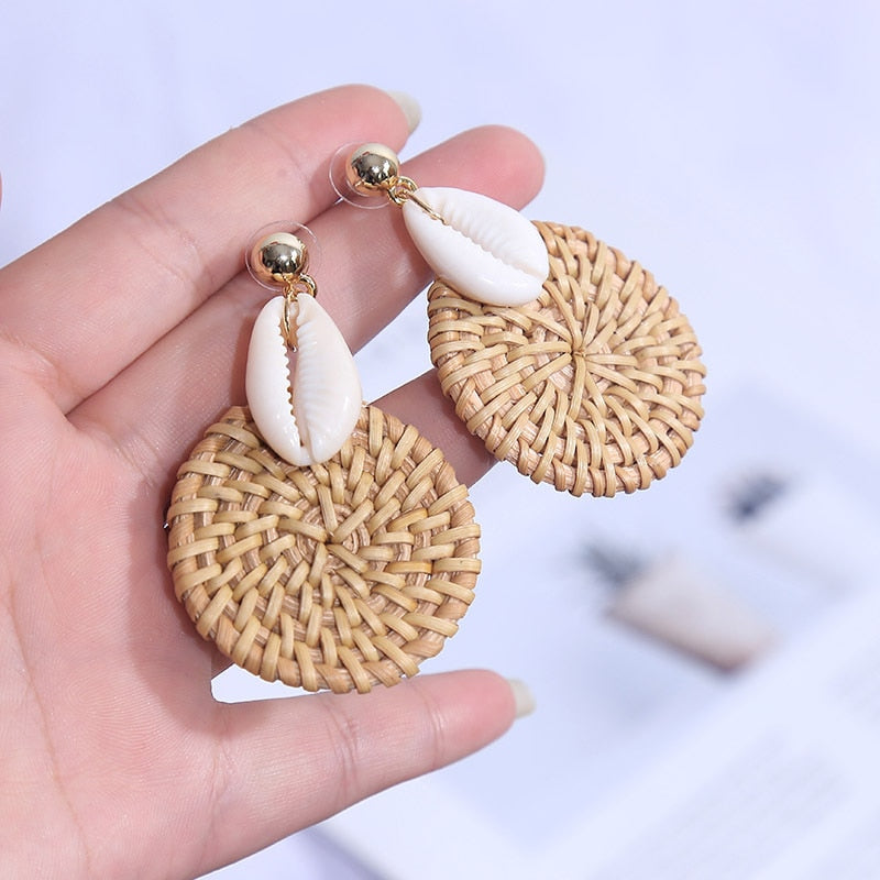BOUCLES D'OREILLES EN FORME DE COQUILLE NATURELLE