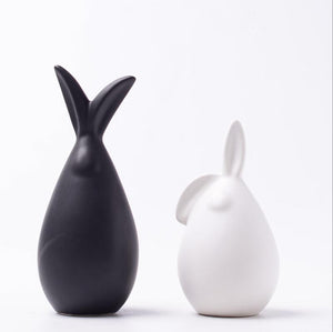 MODERN CERAMIC FIGURINES 