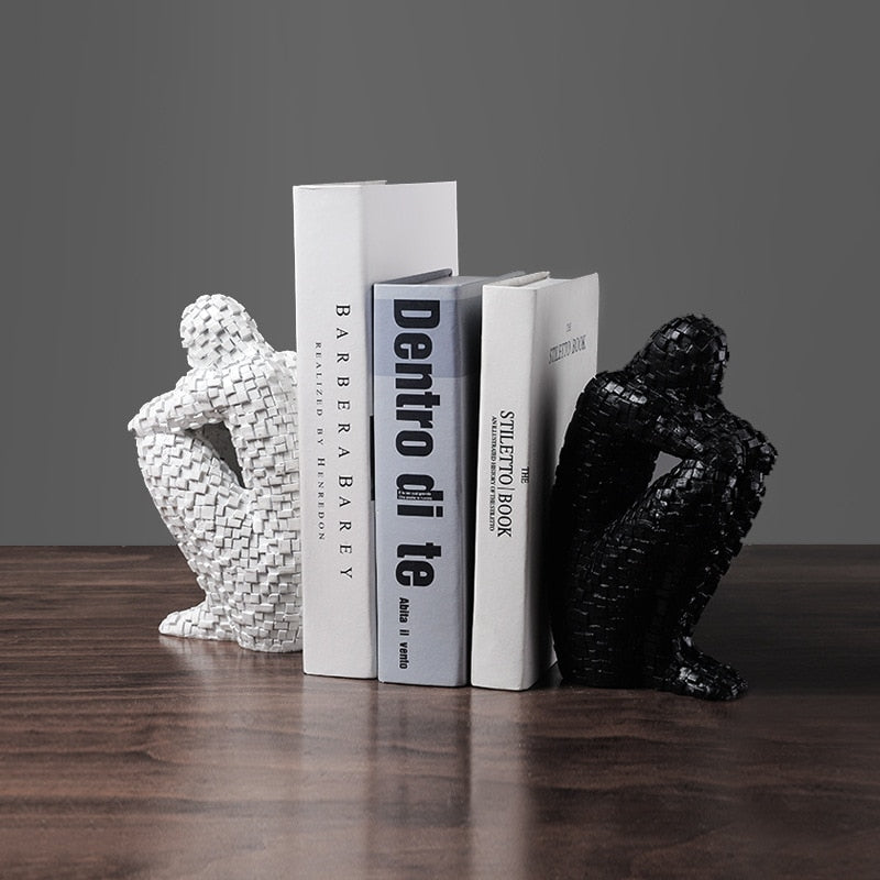 NORDIC SCULPTURE IN RESIN FOR THE HOME 