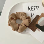 SCRUNCHIE EN SOIE FAIT A LA MAIN - BOSSOUASHOP