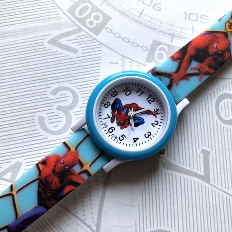 MONTRE LUMINEUSE DISNEY POUR ENFANTS