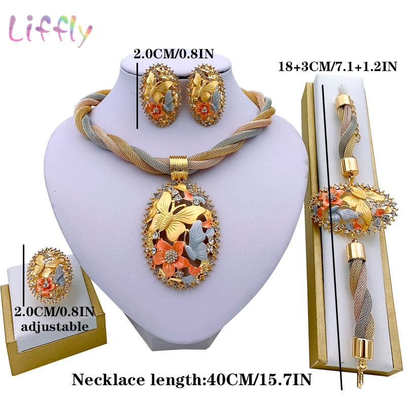 PARURE DE BIJOUX ETHNIQUES À BRELOQUES