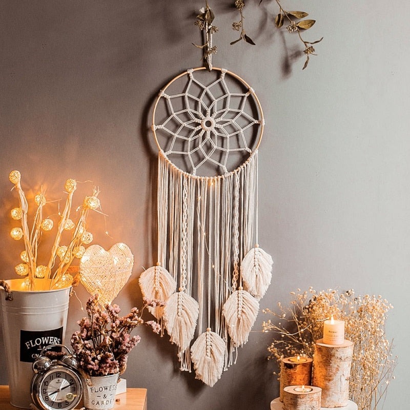 TAPISSERIE MURALE SUSPENDUE EN MACRAMÉ. STYLE BOHO. FAIT A LA MAIN