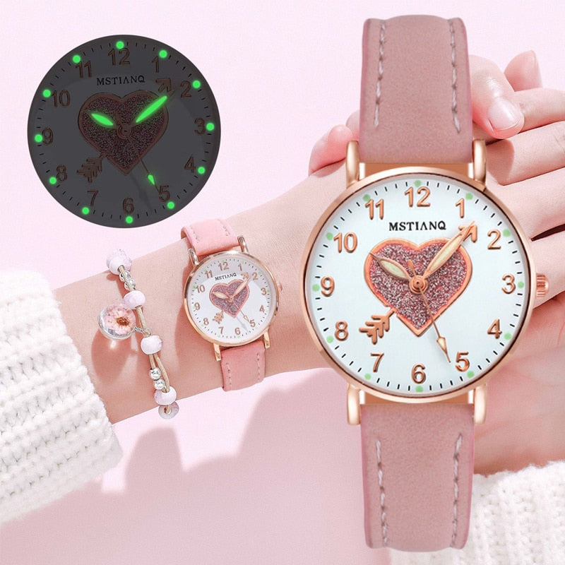 MONTRE DÉCONTRACTÉE EN CUIR POUR FEMMES