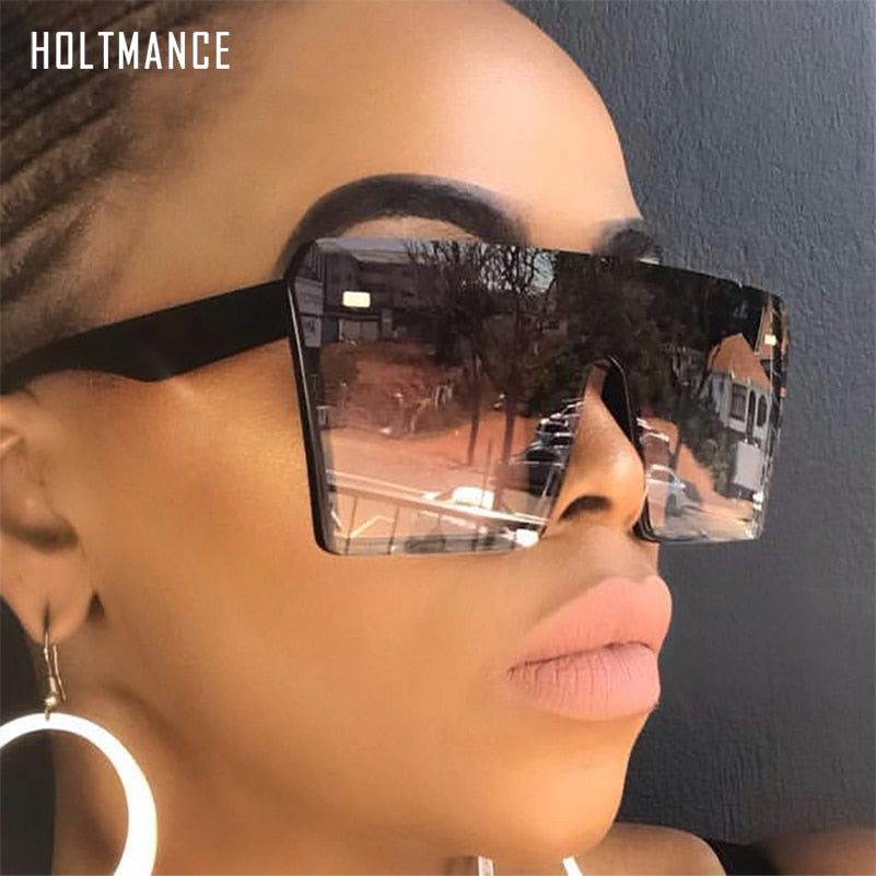 LUNETTES DE SOLEIL CARRÉES