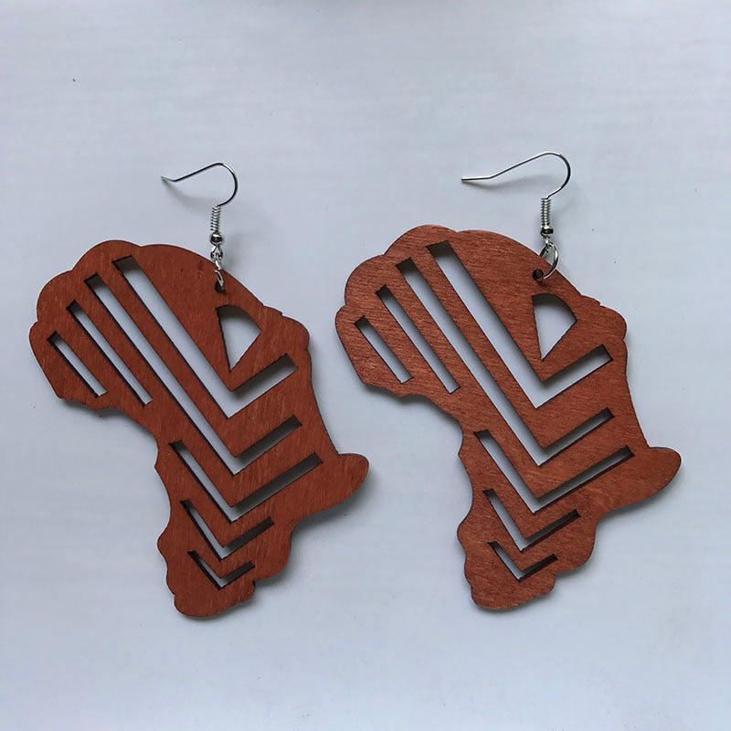 HEART-SHAPED WOODEN EARRINGS 