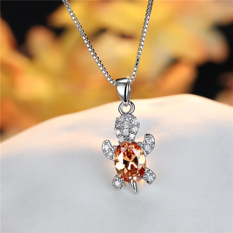 COLLIER DE TORTUE EN PIERRE ARC-EN-CIEL
