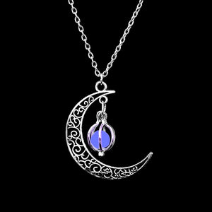 COLLIER A PENDENTIF LUMINEUX