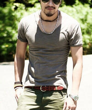 Charger l&#39;image dans la galerie, T-SHIRT À COL ROND
