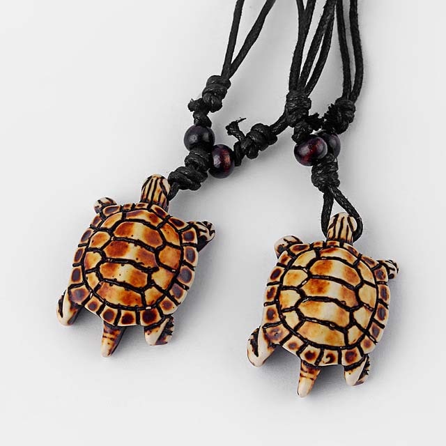 PENDENTIF TRIBAL TORTUE DE MER
