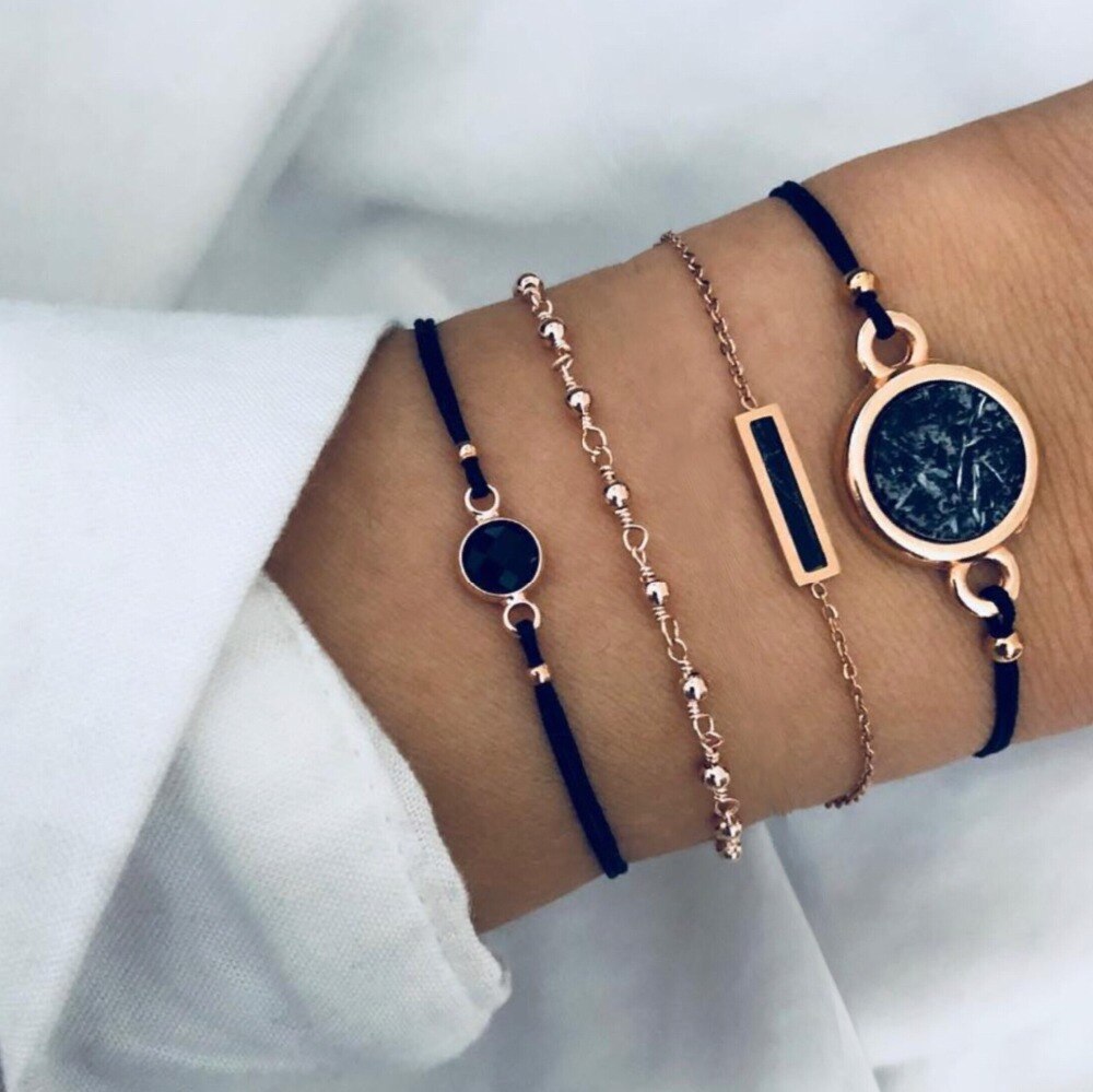 MINIMALIST HOLLOW BRACELETS