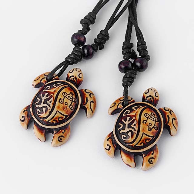 PENDENTIF TRIBAL TORTUE DE MER