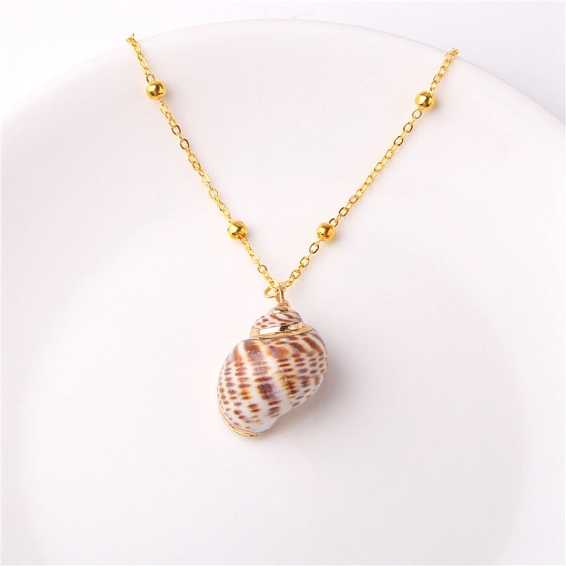 COLLIER BOHO EN COQUILLAGE