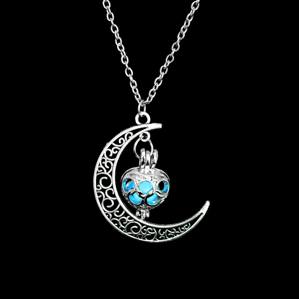 COLLIER A PENDENTIF LUMINEUX