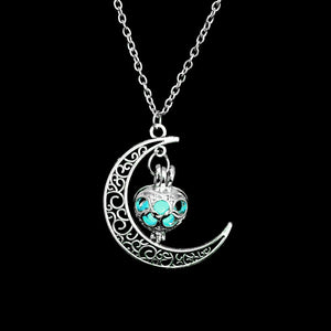 COLLIER A PENDENTIF LUMINEUX