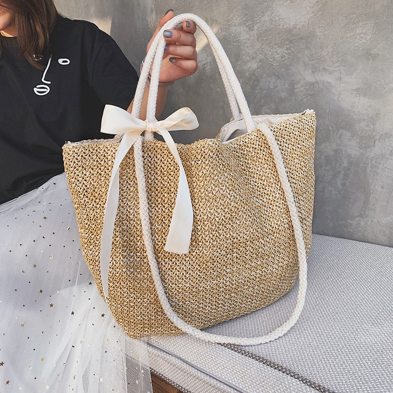 SAC À MAIN TISSÉ EN ROTIN