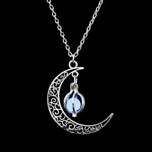 COLLIER A PENDENTIF LUMINEUX