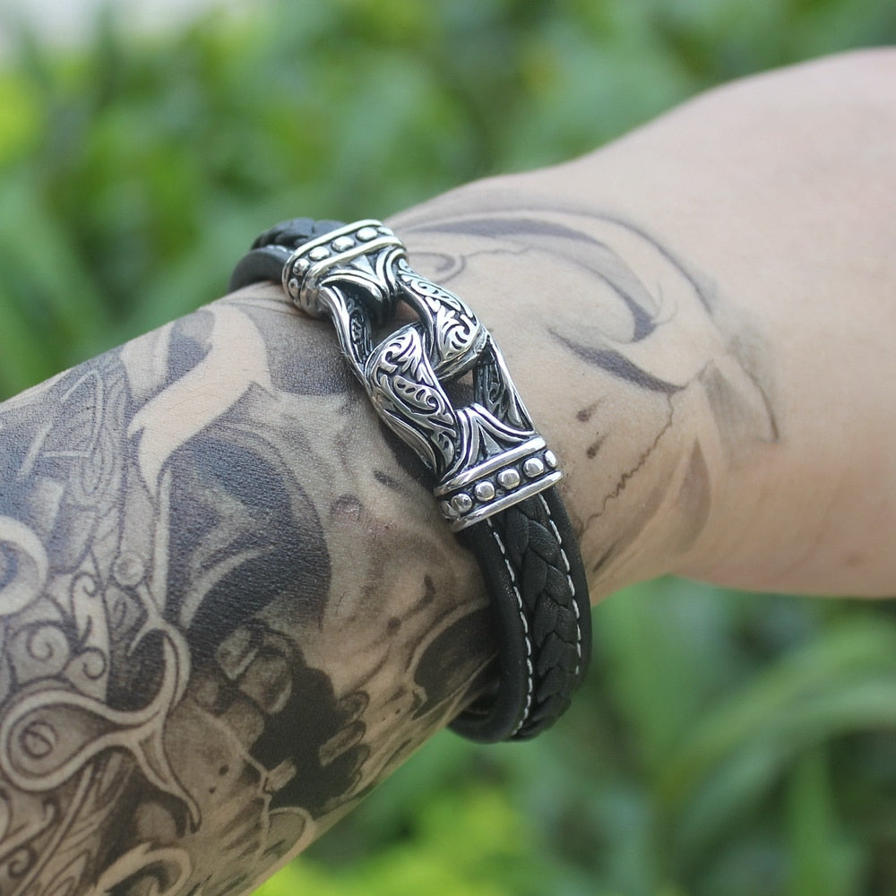 NEO-GOTHIC STYLE BRACELET IN GENUINE LEATHER 