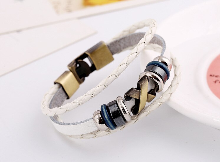 BRACELET EN CUIR TRESSÉ