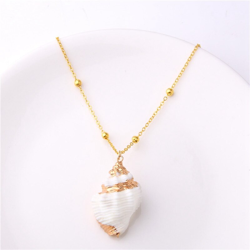 COLLIER BOHO EN COQUILLAGE