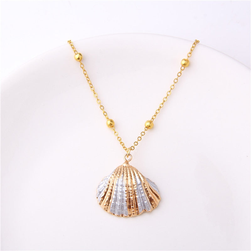 COLLIER BOHO EN COQUILLAGE