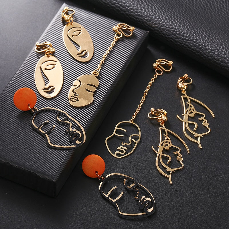 BOUCLES D'OREILLES À CLIP