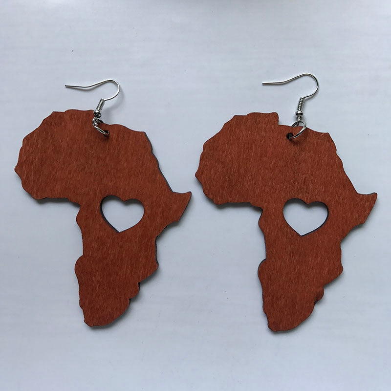 HEART-SHAPED WOODEN EARRINGS 