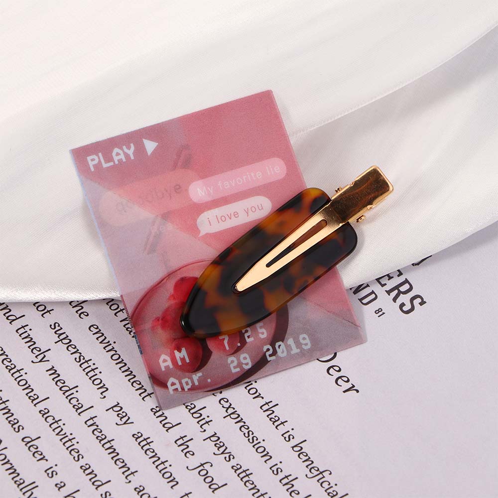 SEAMLESS HAIR CLIP 