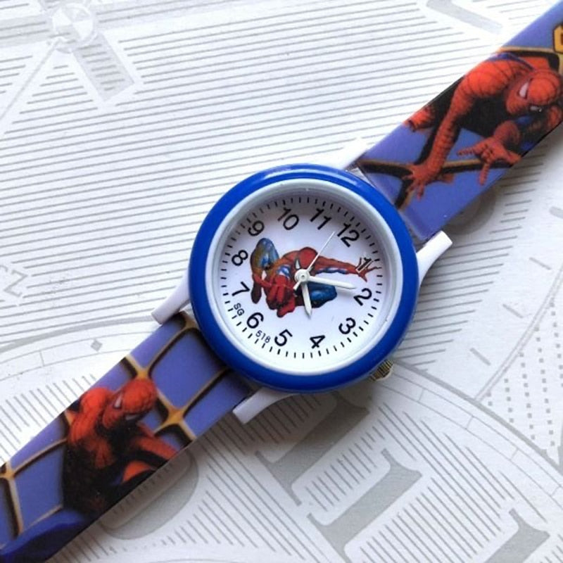 MONTRE LUMINEUSE DISNEY POUR ENFANTS