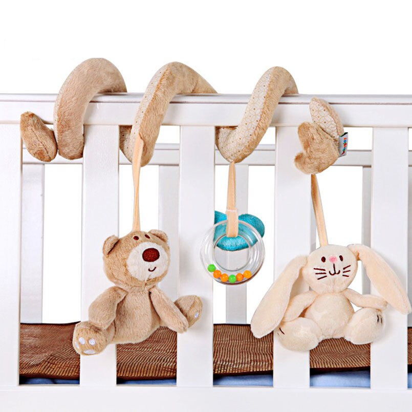 HOCHET EN PELUCHE À SUSPENDRE EN SPIRALE