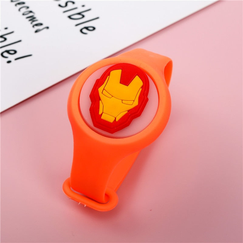 MONTRE LUMINEUSE DISNEY POUR ENFANTS