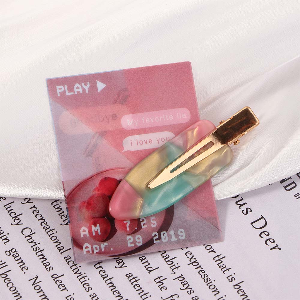 SEAMLESS HAIR CLIP 