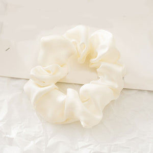 SCRUNCHIE EN SOIE FAIT A LA MAIN - BOSSOUASHOP